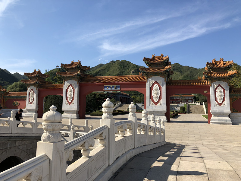 北京墓地多少钱？一平方均价多少，重点介绍两个热门陵园