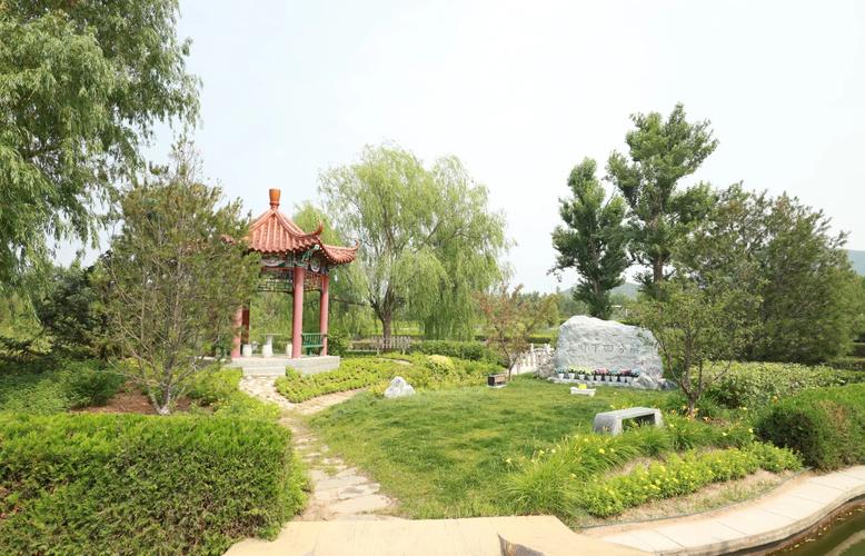 中华永久陵园环境