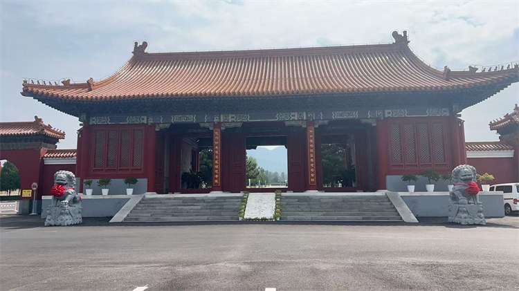 怀来中华永久陵园环境